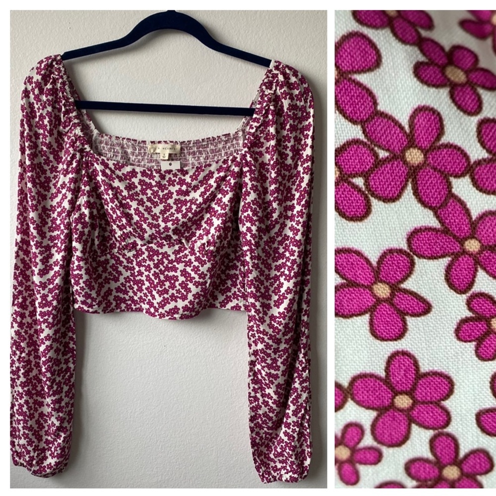 🆕 Pink Daisy Floral Long Puff Sleeve Smocked Crop Top Size- S